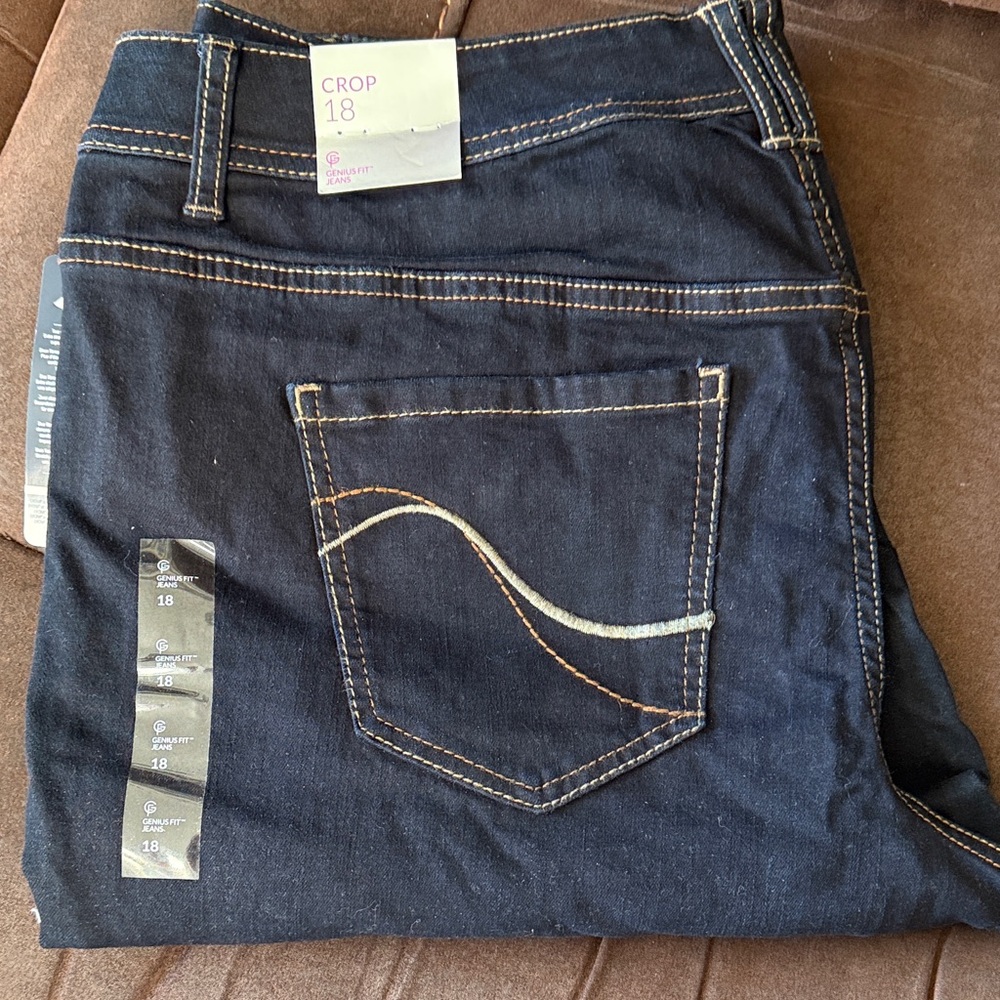 Lane Bryant NWT Genius Fit Dark Indigo Crop Jeans with Contrast Stitching